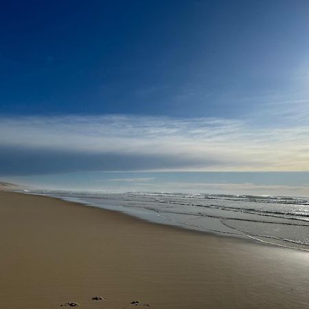 Relax Plage Et Bassin 르 포르게 외부 사진